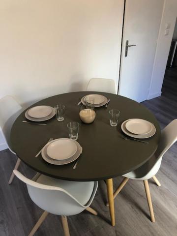 Un Coin De Verdure Dans Le Centre De St Etienne Apartment Saint-Etienne  Ngoại thất bức ảnh
