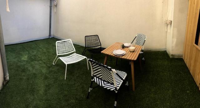 Un Coin De Verdure Dans Le Centre De St Etienne Apartment Saint-Etienne  Ngoại thất bức ảnh