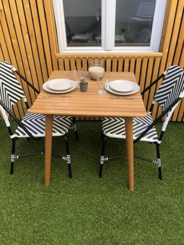 Un Coin De Verdure Dans Le Centre De St Etienne Apartment Saint-Etienne  Ngoại thất bức ảnh