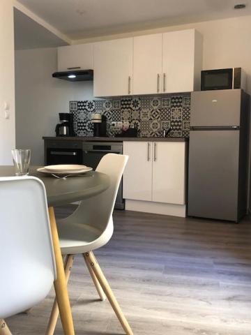 Un Coin De Verdure Dans Le Centre De St Etienne Apartment Saint-Etienne  Ngoại thất bức ảnh